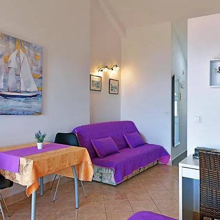 Tamara Διαμέρισμα *