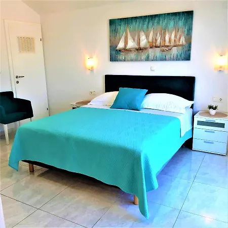 Διαμέρισμα Tamara *