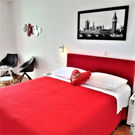 Διαμέρισμα Tamara *